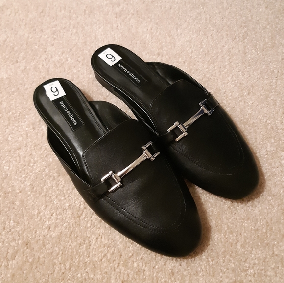 Townshoes Shoes - New Black Mules